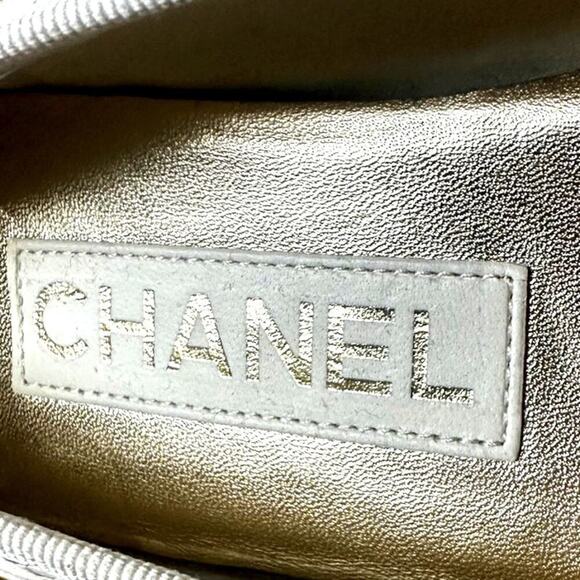 Chanel Off-White Black Toe Ballet Flat - Picture 2 of 9